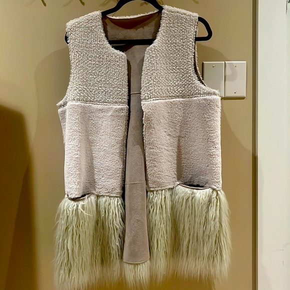 Guess vest - Picture 3 of 4